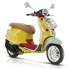 Vespa Primavera con alegres vespa primavera colores: amarillo, rojo, verde y azul claro. Un diseño vibrante para la ciudad.